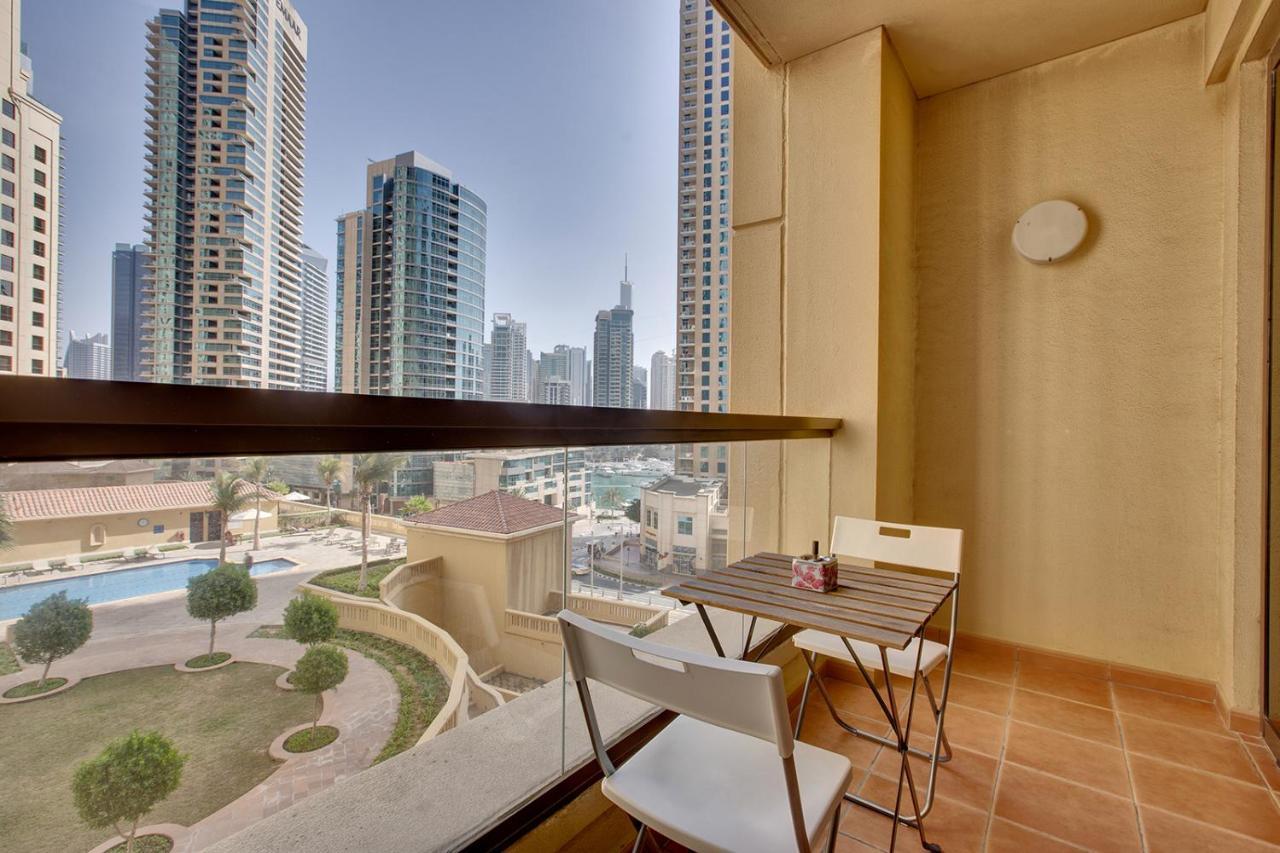 Rimal 4 Marina view studio Appartamento Dubai Esterno foto
